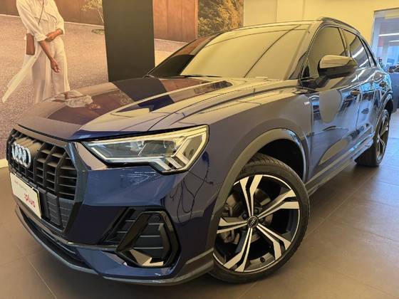 AUDI Q3 2.0 40 TFSI GASOLINA PERFORMANCE BLACK QUATTRO TIPTRONIC AUDI Q3 2.0 40 TFSI GASOLINA PERFORMANCE BLACK QUATTRO TIPTRONIC
